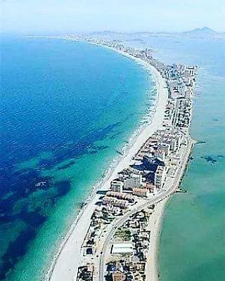 Mariposa Deneptuno * ラ・マンガ・デル・マール・メノール