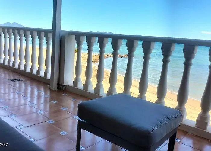 Mariposa Deneptuno * ラ・マンガ・デル・マール・メノール